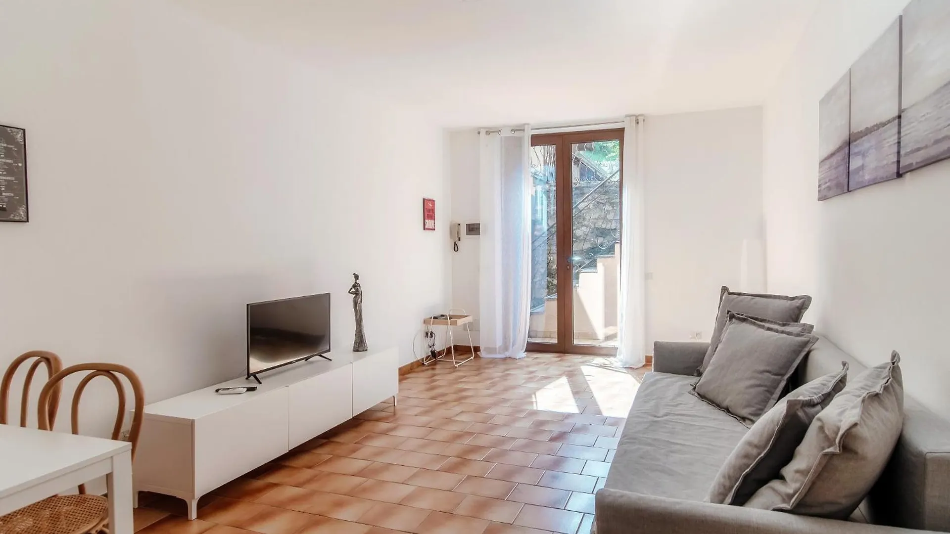 Viola Apartment בלאג'יו