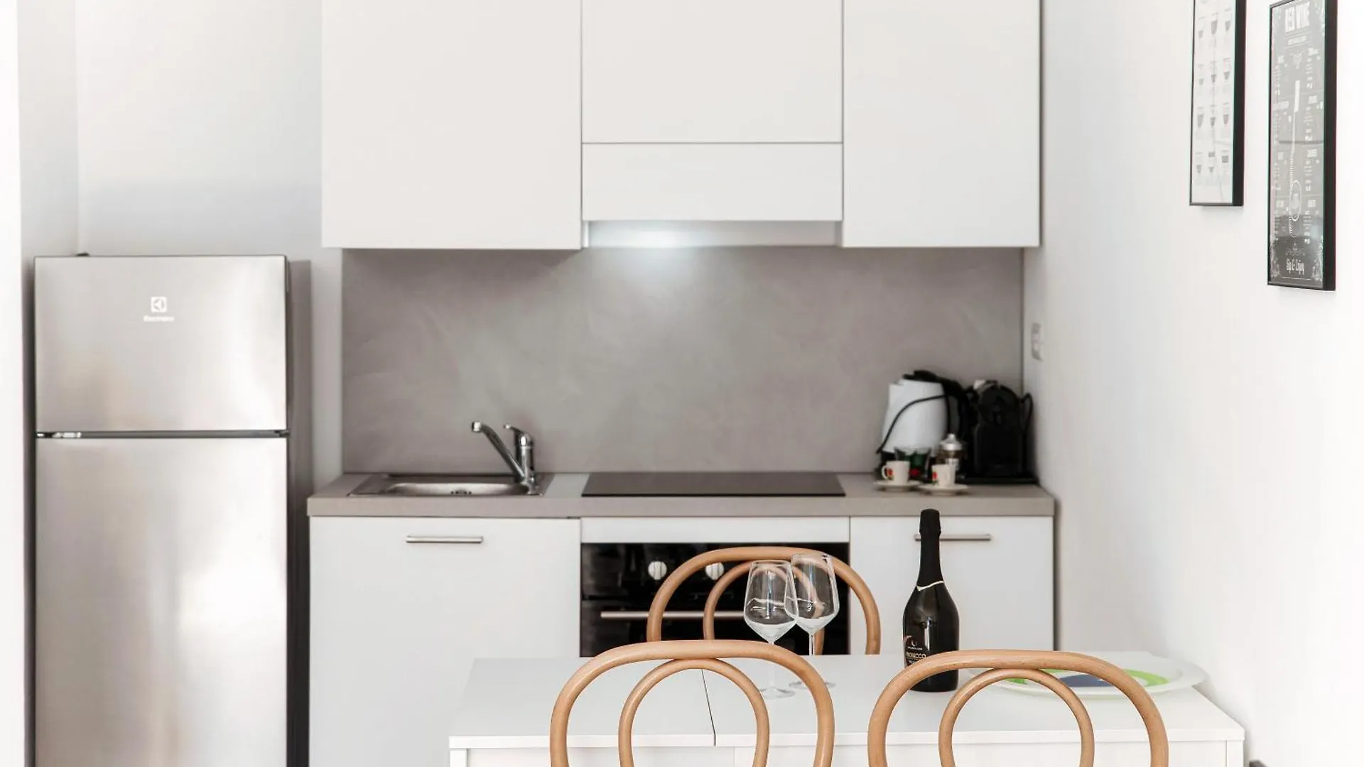 Viola Apartment בלאג'יו 0*,